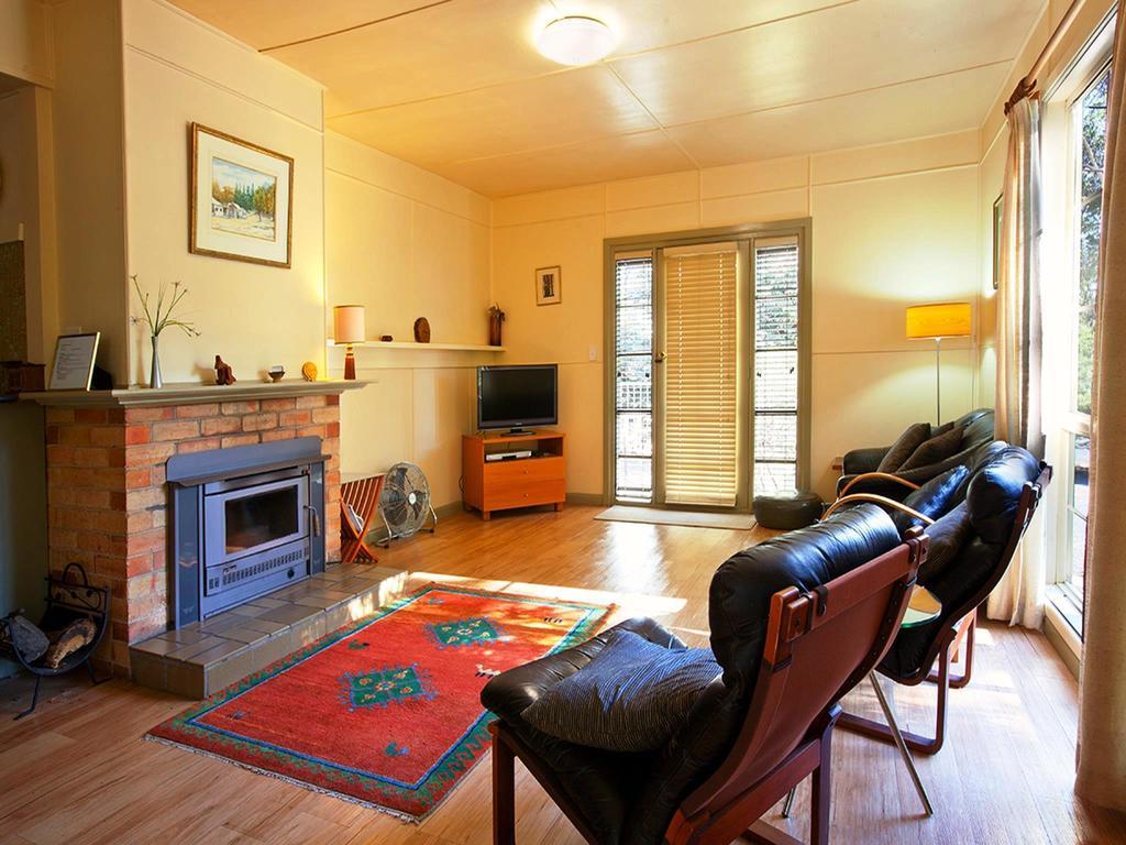 Noonameena Cottage Halls Gap Room photo